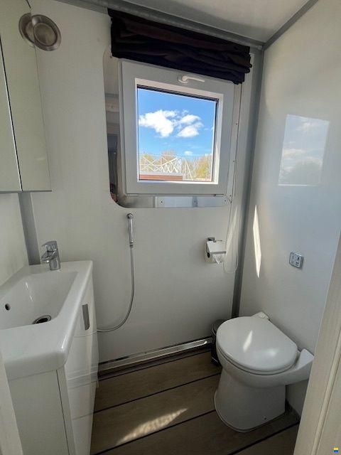 Nordic Season 47 Sea37 CE-C Houseboat