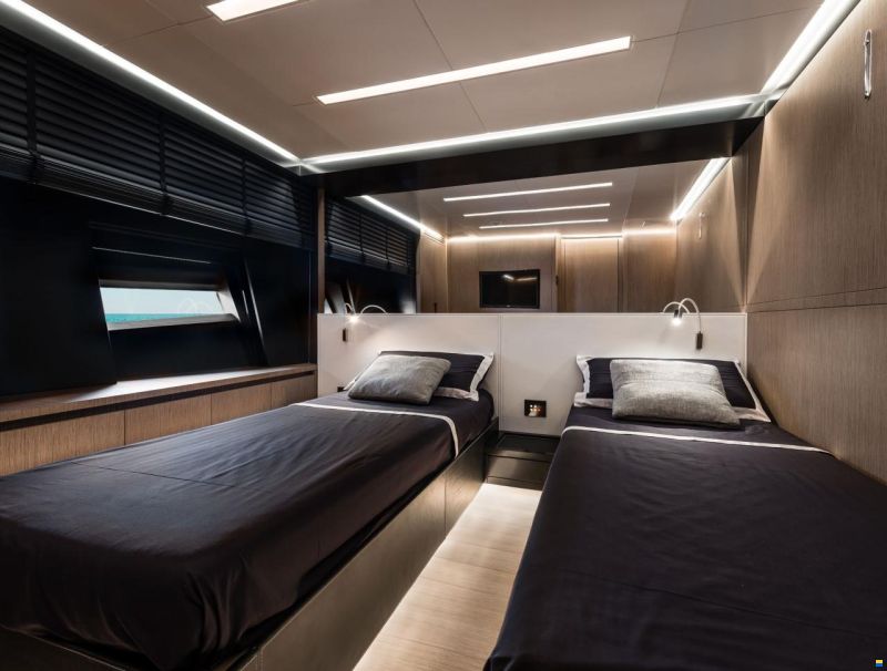AB Yachts AB 80