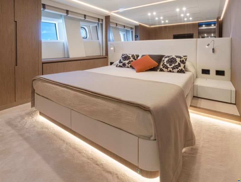 AB Yachts AB 100 Superfast