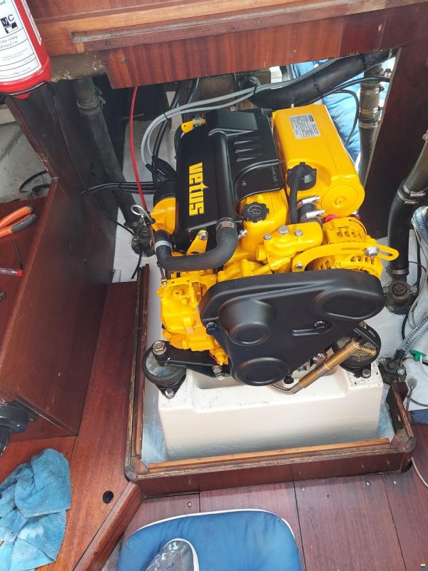 Hallberg-Rassy Mistress 32