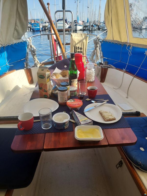 Hallberg-Rassy Mistress 32