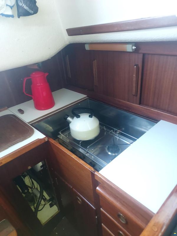 Hallberg-Rassy Mistress 32