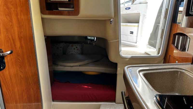 Four Winns Vista 258