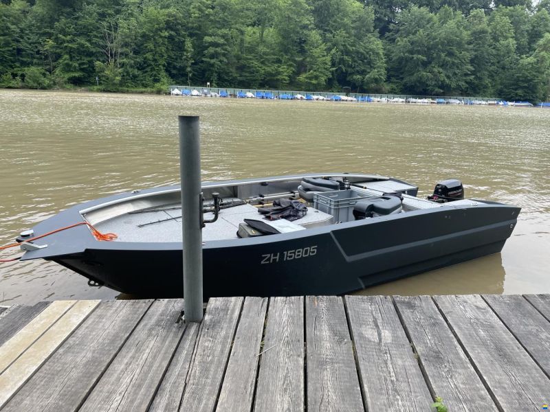 PikeHunter 530 Tiller Premium & Trailer
