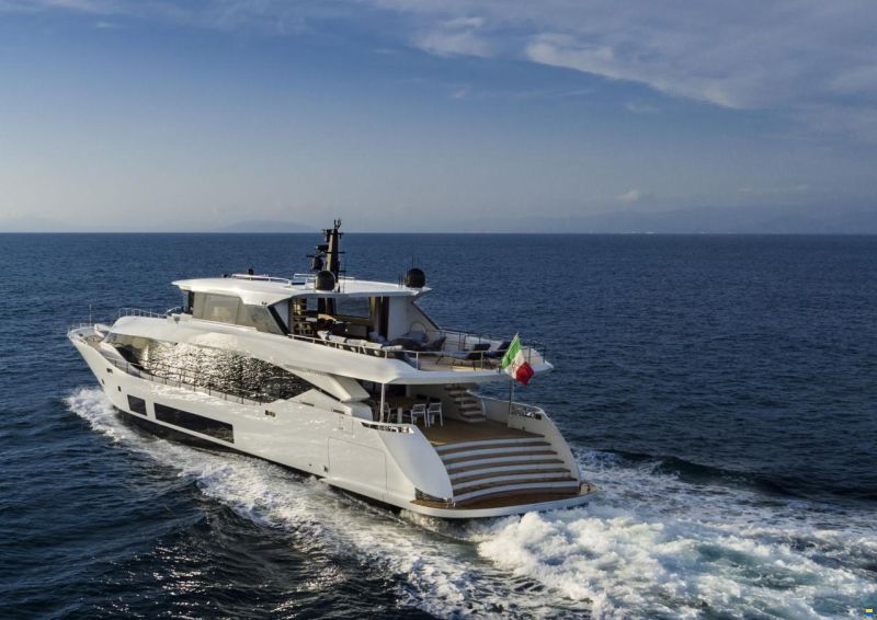 Maiora 30 Convertible