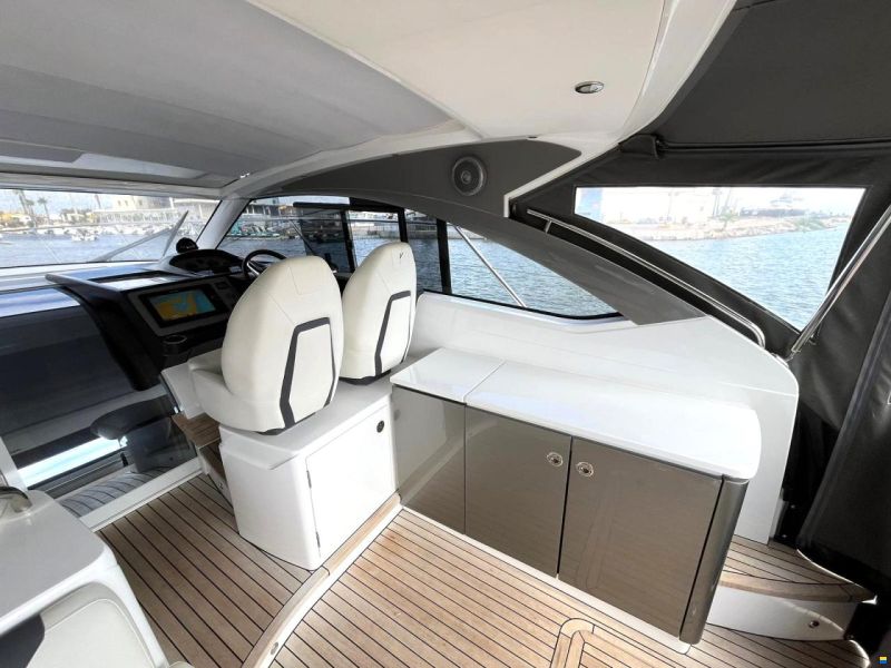 Princess V40