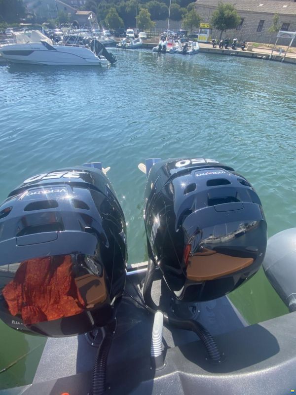 SACS STRATOS 12