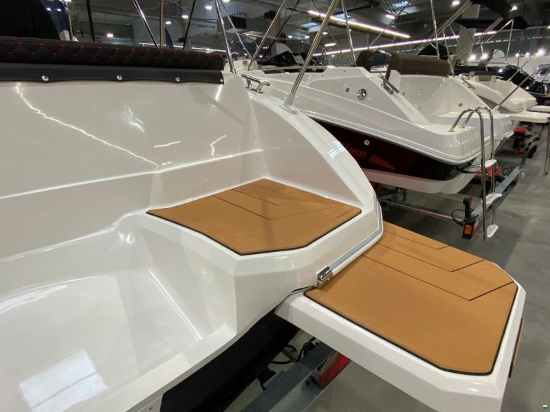 Marine Time QX 563 / 19 Sundeck