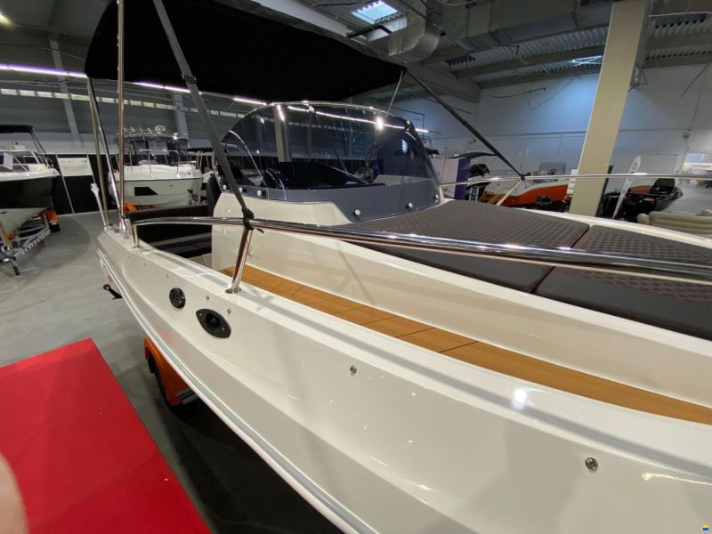 Marine Time QX 563 / 19 Sundeck