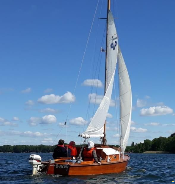16er Mahagoni-Jollenkreuzer