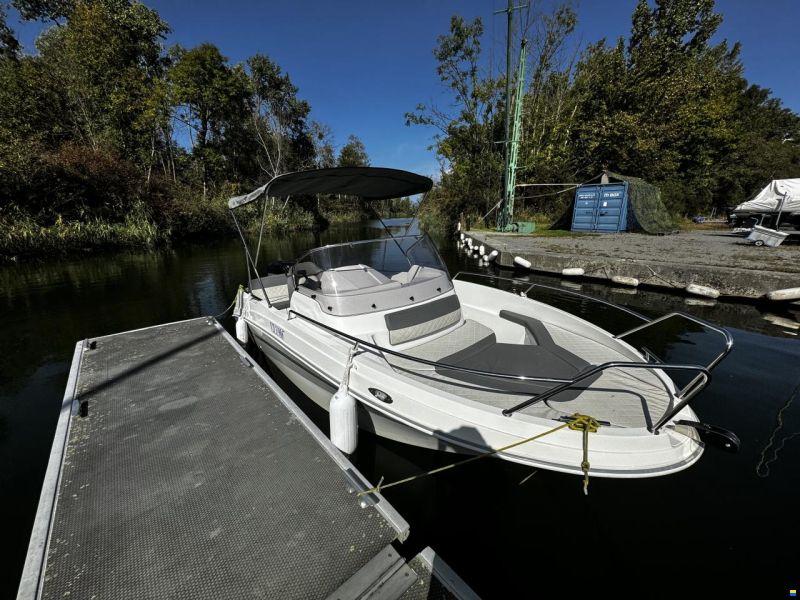 Selection Boats Aston 20.5