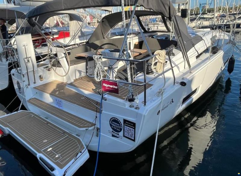 Hanse 410 image