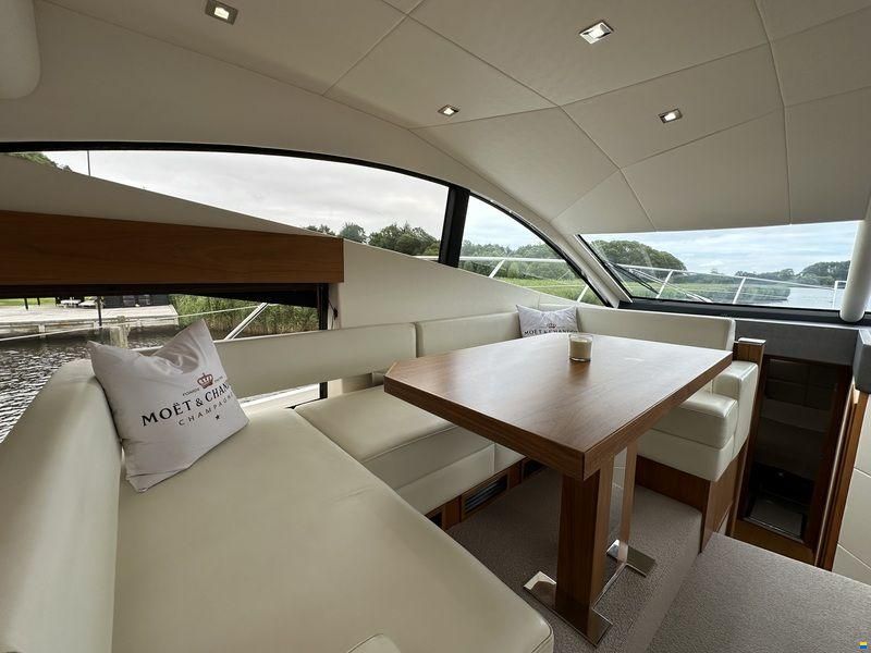 Sunseeker - Manhattan 53