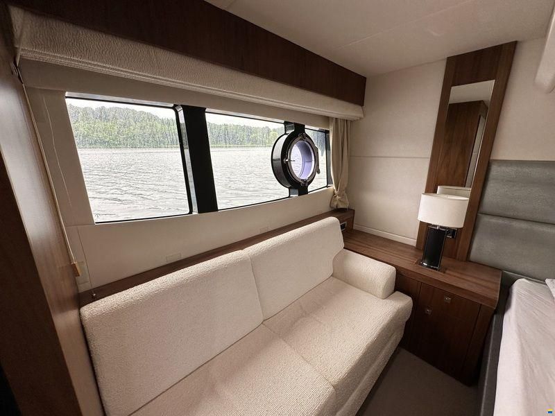 Sunseeker - Manhattan 53