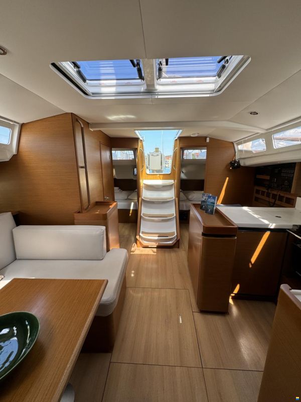 Jeanneau Sun Odyssey 440