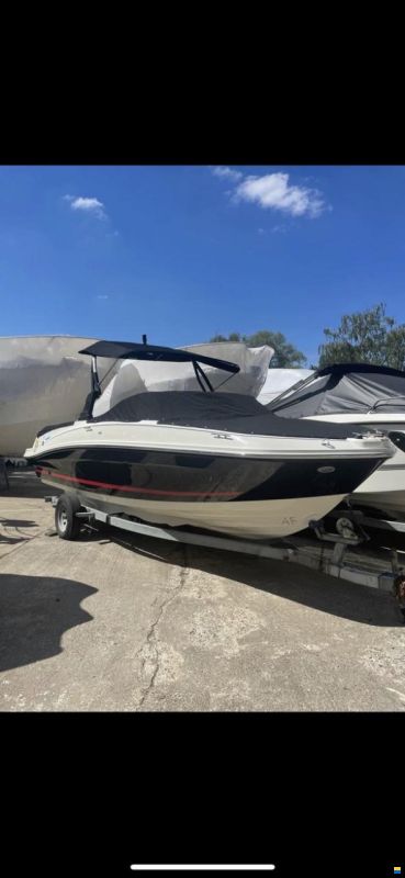 Bayliner VR6