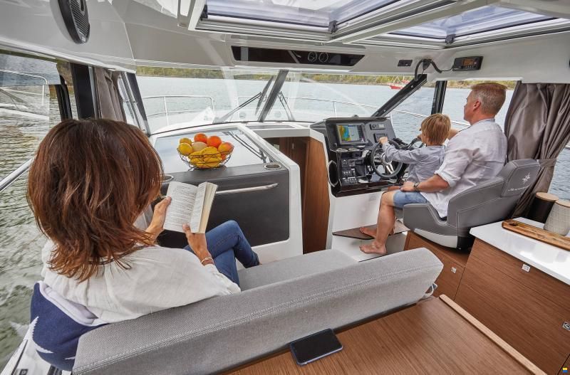 Jeanneau Merry Fisher 1095