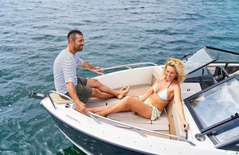 Quicksilver ACTIV 605 BOWRIDER