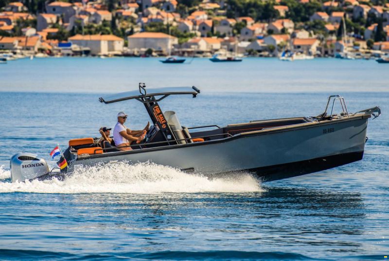 Aluminium Sport Boat: APEX 760
