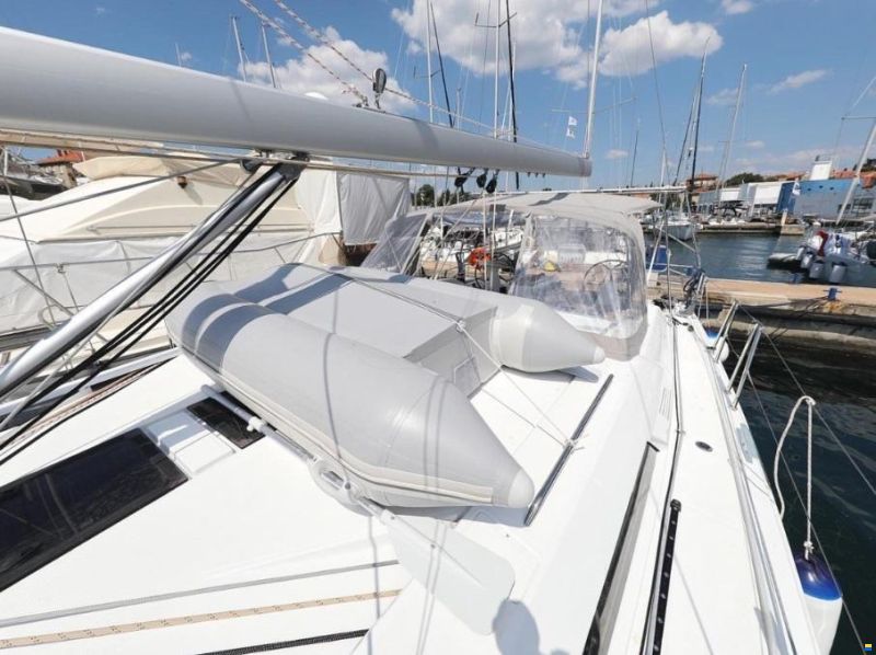 Beneteau Oceanis 46.1