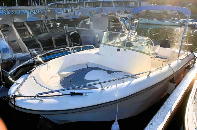 Ocqueteau Olympio 630 Sundeck Hors-Bord 140cv 4T