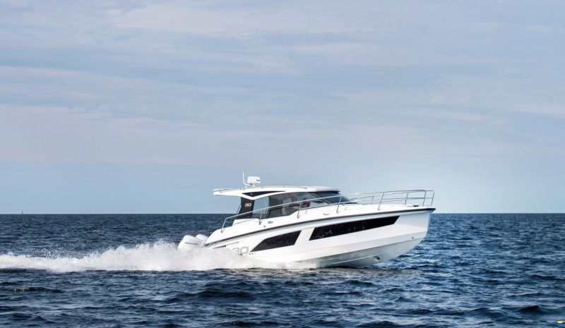 Grandezza 30 CA [outboard]