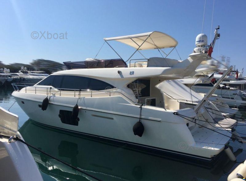 Ferretti 530