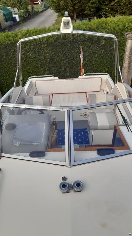 Sealine 195 Cabin