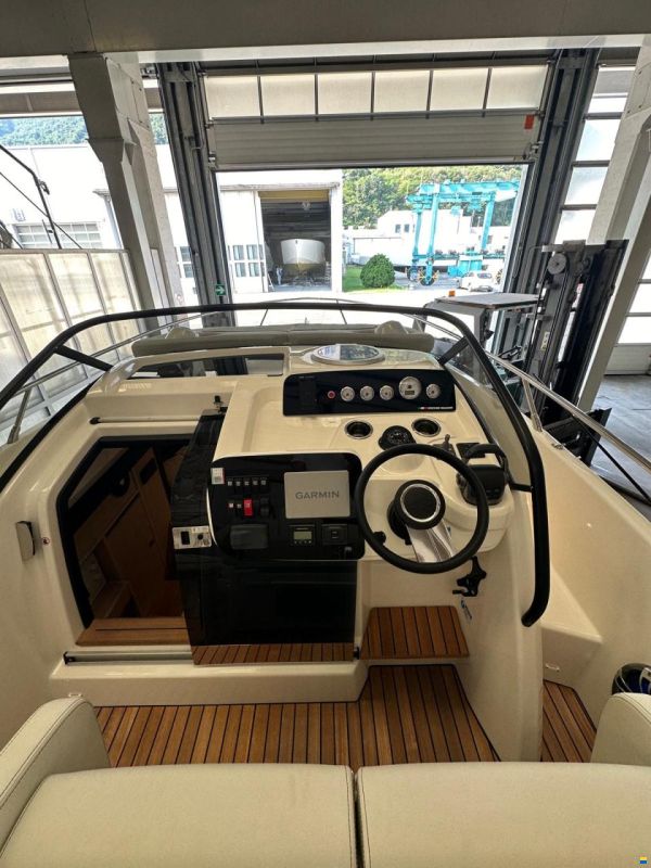 Cranchi Endurance 30
