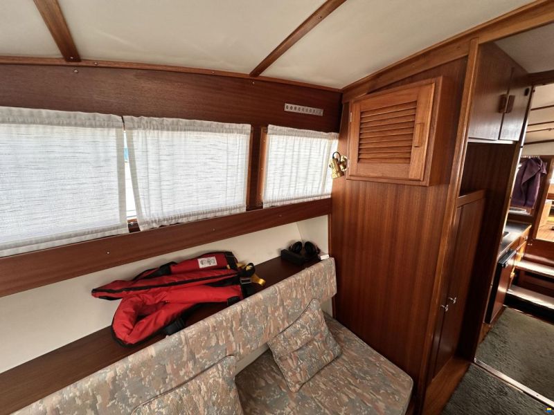 Coronet 32 Oceanfarer