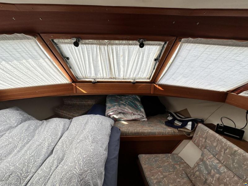 Coronet 32 Oceanfarer