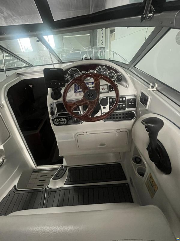 Crownline 270 CR