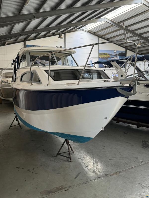 Bayliner Discovery 246 Merry Fisher