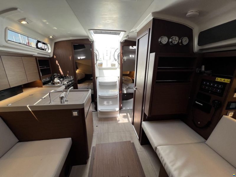 Beneteau Oceanis 34.1