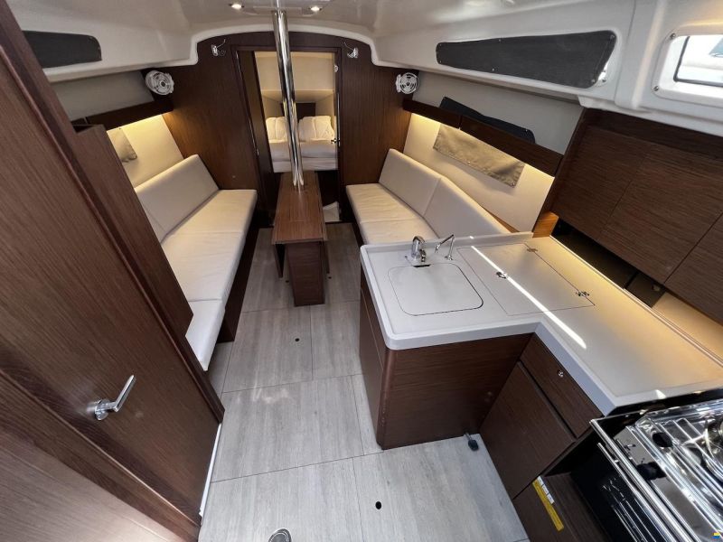 Beneteau Oceanis 34.1