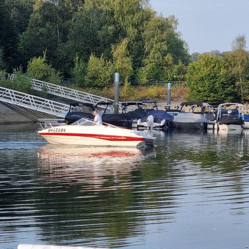 Bayliner 192 Capri Cuddy
