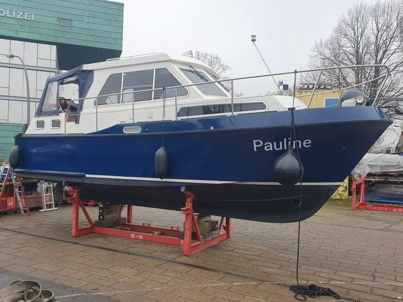 Müritz-Yacht Management Aquila 900 Trave