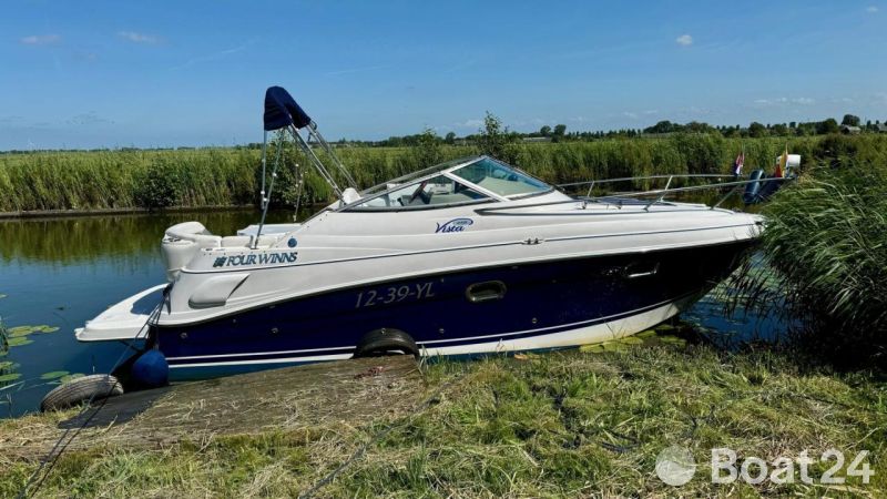 Four Winns 248 Vista