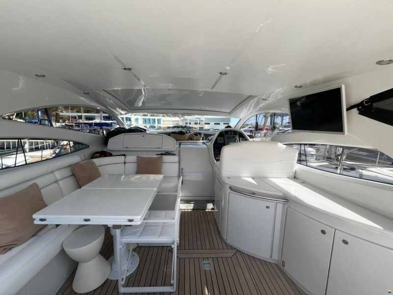 Pershing 50