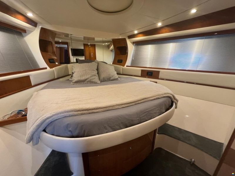 Pershing 50