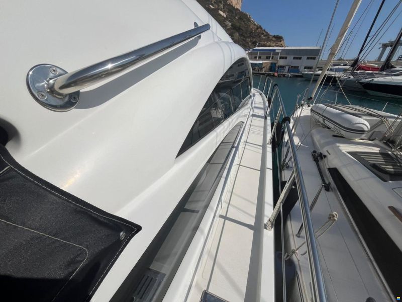 Pershing 50