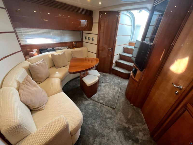 Pershing 50