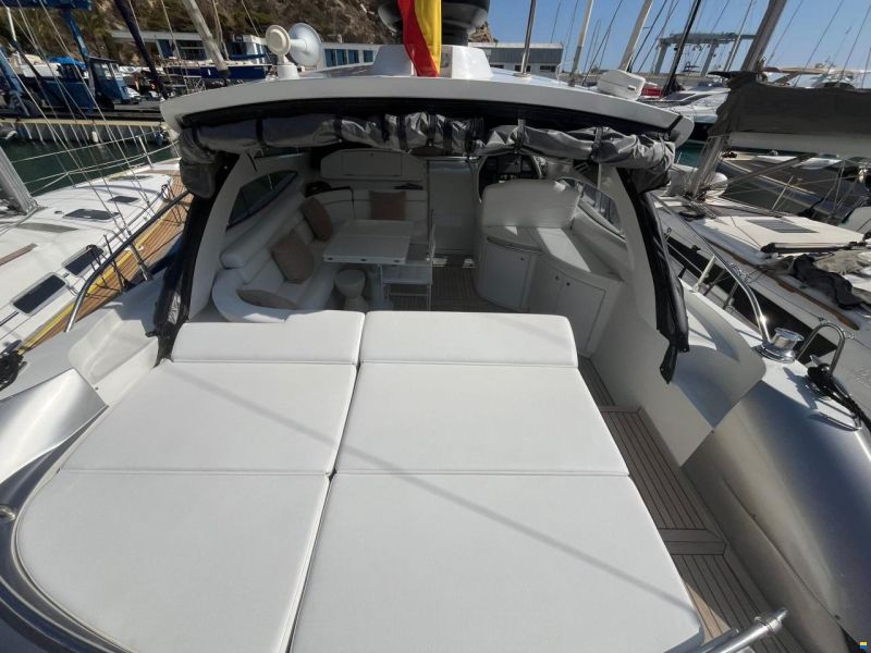 Pershing 50