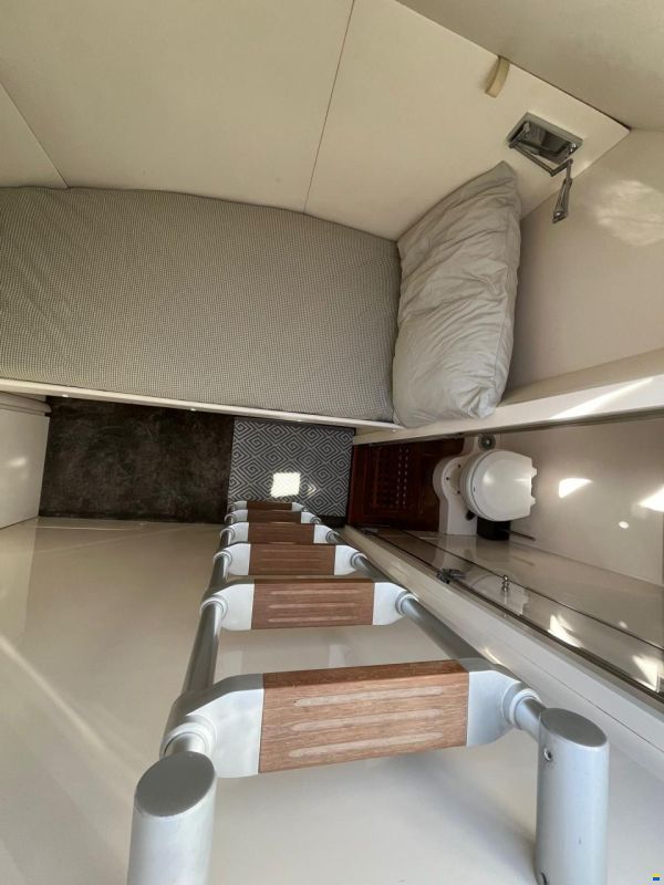 Pershing 50