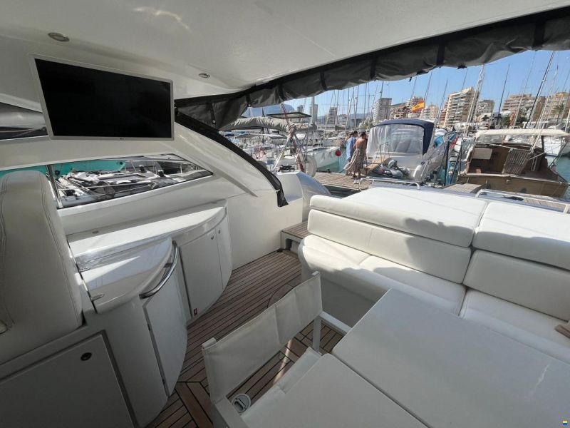 Pershing 50