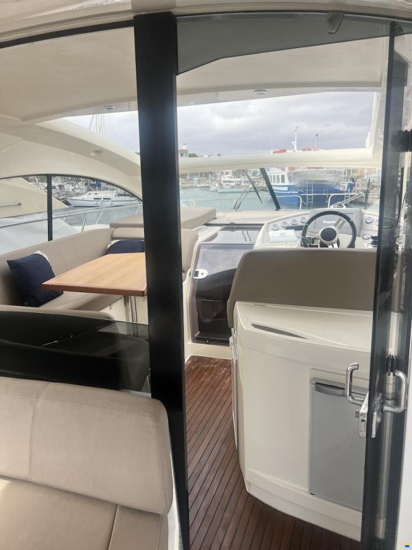 Prestige 390 S
