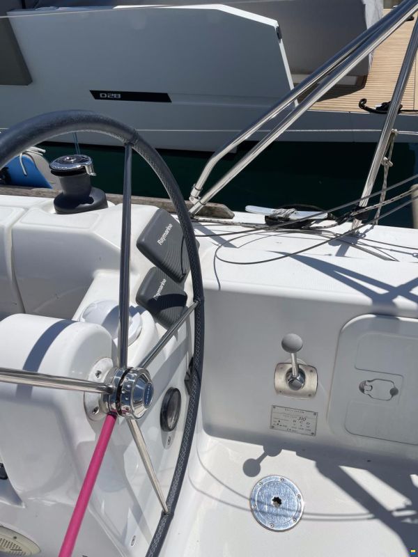 Dufour 310 Grand Large