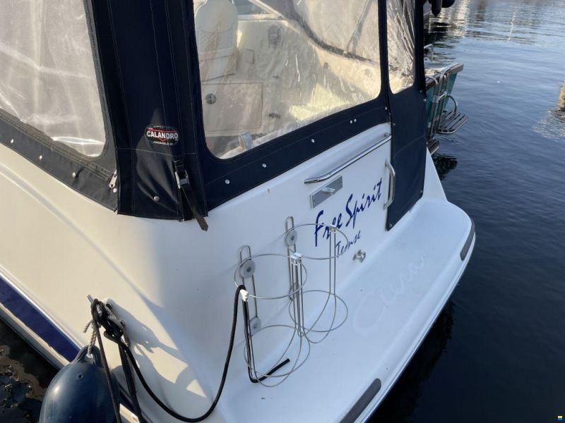 Bayliner 245 SB