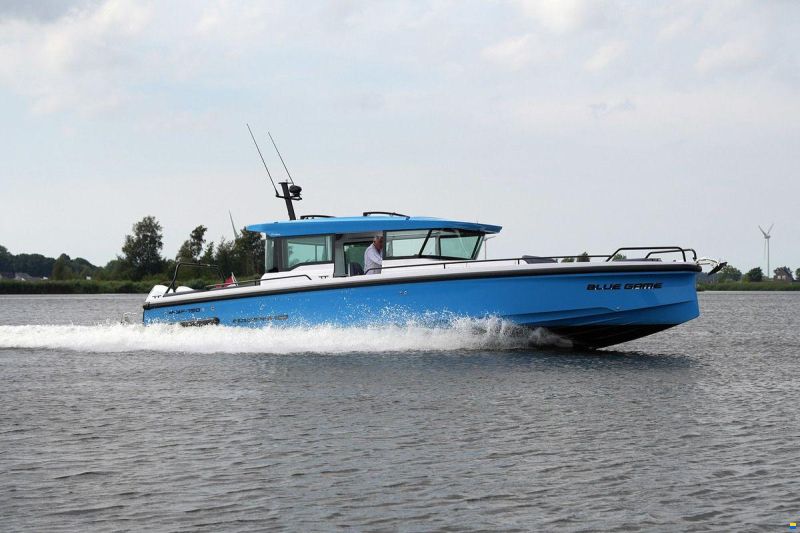 Axopar 37 XC Cross Cabin