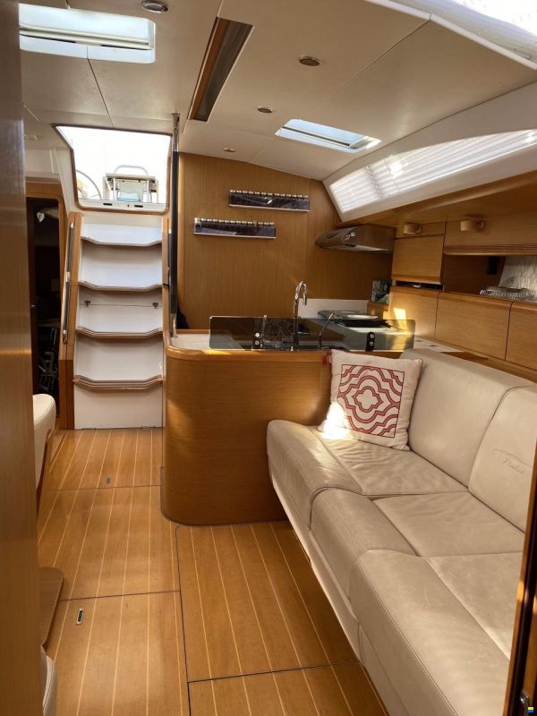 Jeanneau 53